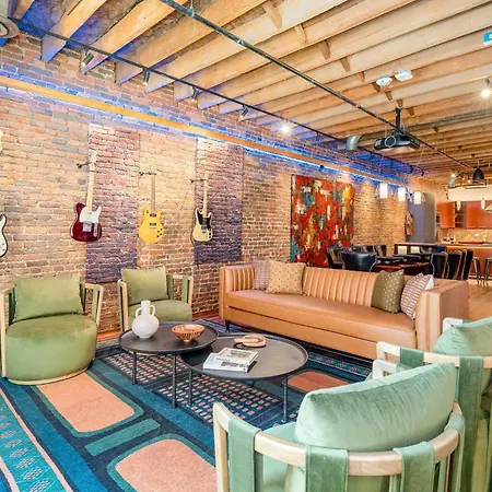 Villa Backstage Jam - 2 Units - Walk To Broadway
